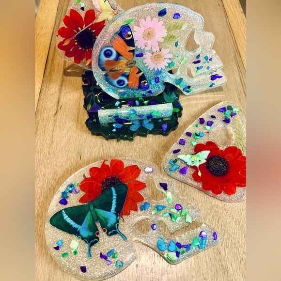 Handmade Floral Horror Coaster Set - Picture 1 of 12